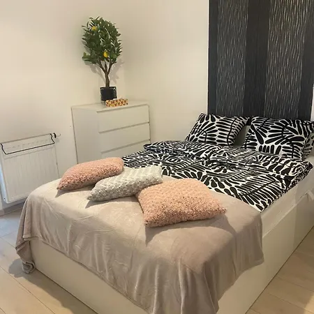 Апартаменты Z Ogrodem W Krakowie Краков